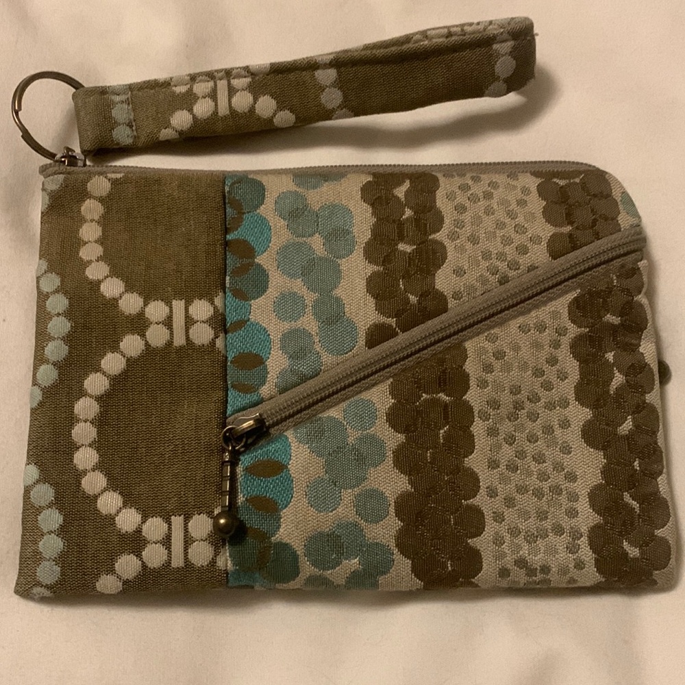 Maruca Beetle Wristlet